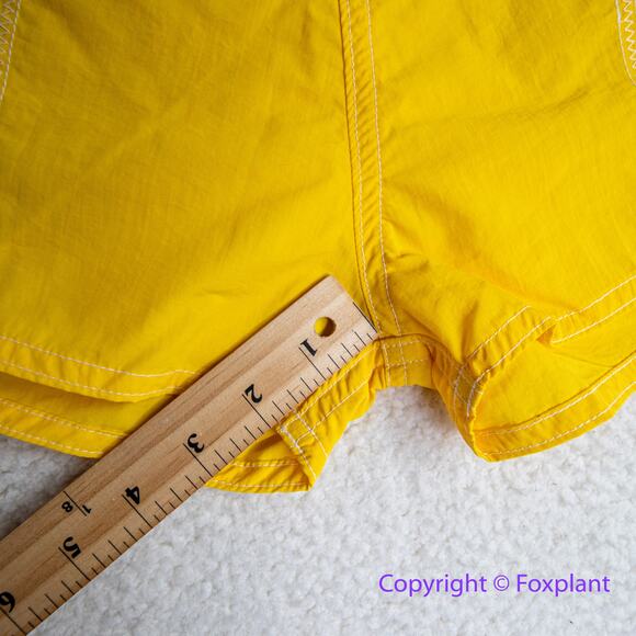 New! Free People Yellow & White Made Some Short Shorts, size 8 - Picture 9 of 13